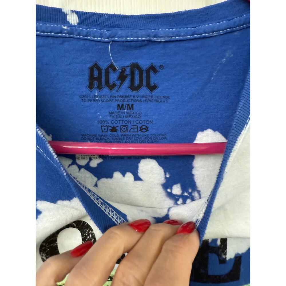 AC/DC Money in size Medium blue white tie dye 100% cotton NWOT rock n roll - Picture 3 of 3
